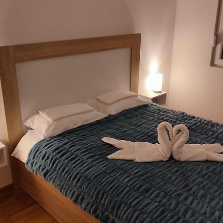 Apartmani Stari Aerodrom 波德戈里察 外观 照片