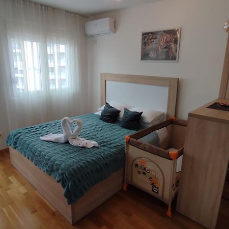 Apartmani Stari Aerodrom 波德戈里察 外观 照片