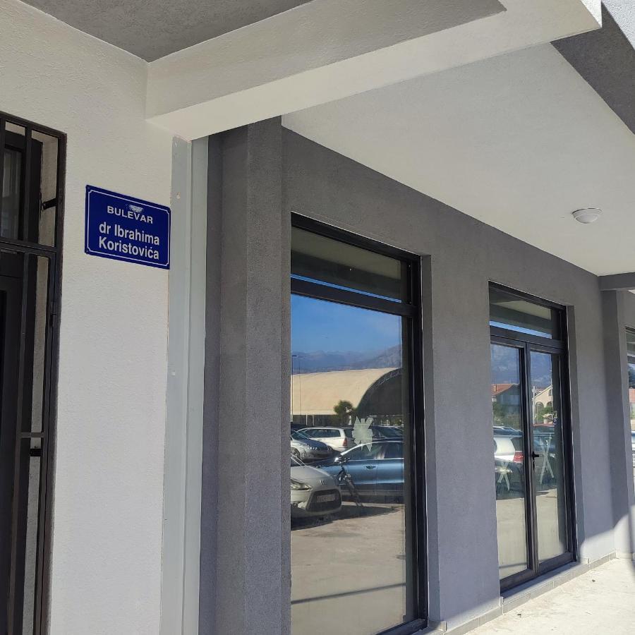 Apartmani Stari Aerodrom 波德戈里察 外观 照片